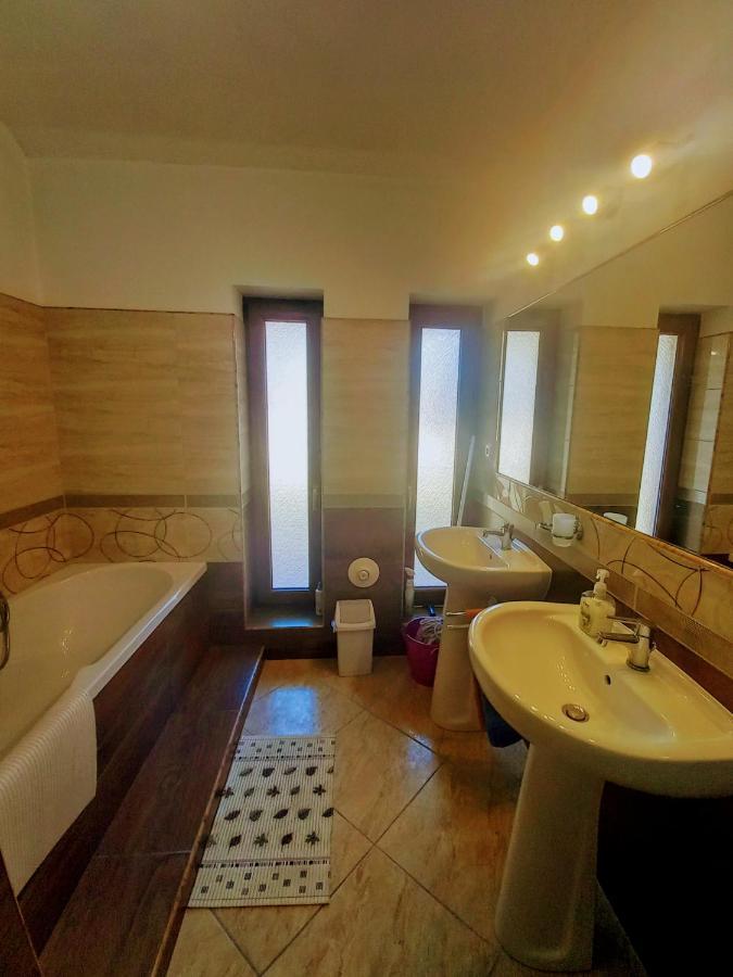 Aqua Apartman Révfülöp Exterior foto